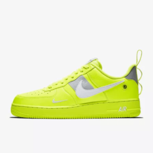 NIKE AIR FORCE 1 ’07 LV8 UTILITY TEAM