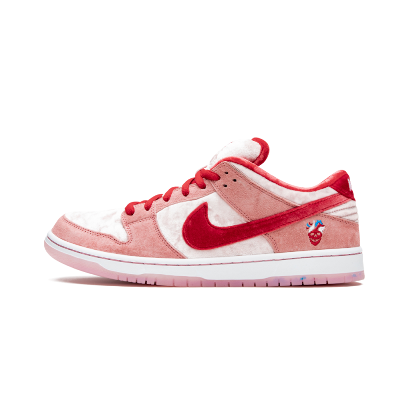 NIKE SB DUNK LOW STRANGELOVE SKATEBOARD