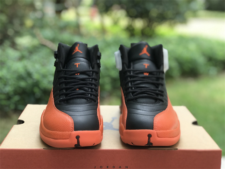 Jordan 12 Brilliant Orange - Imagen 3
