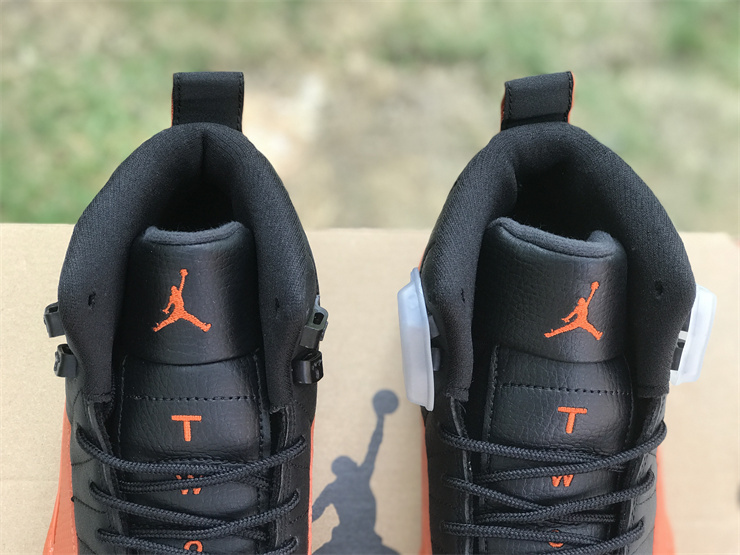 Jordan 12 Brilliant Orange - Imagen 4