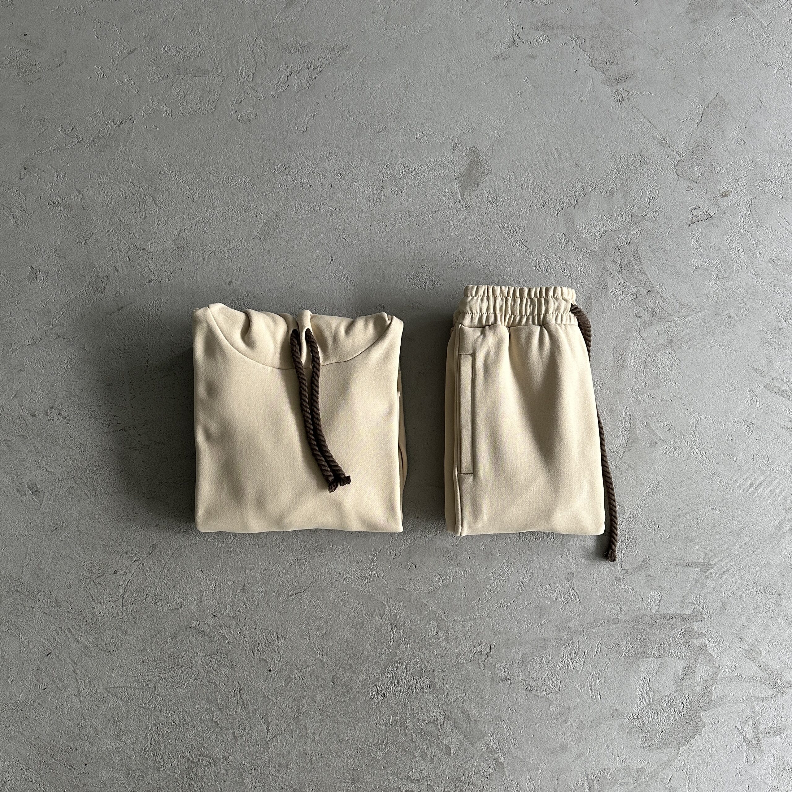 Chandal Syna largo khaki