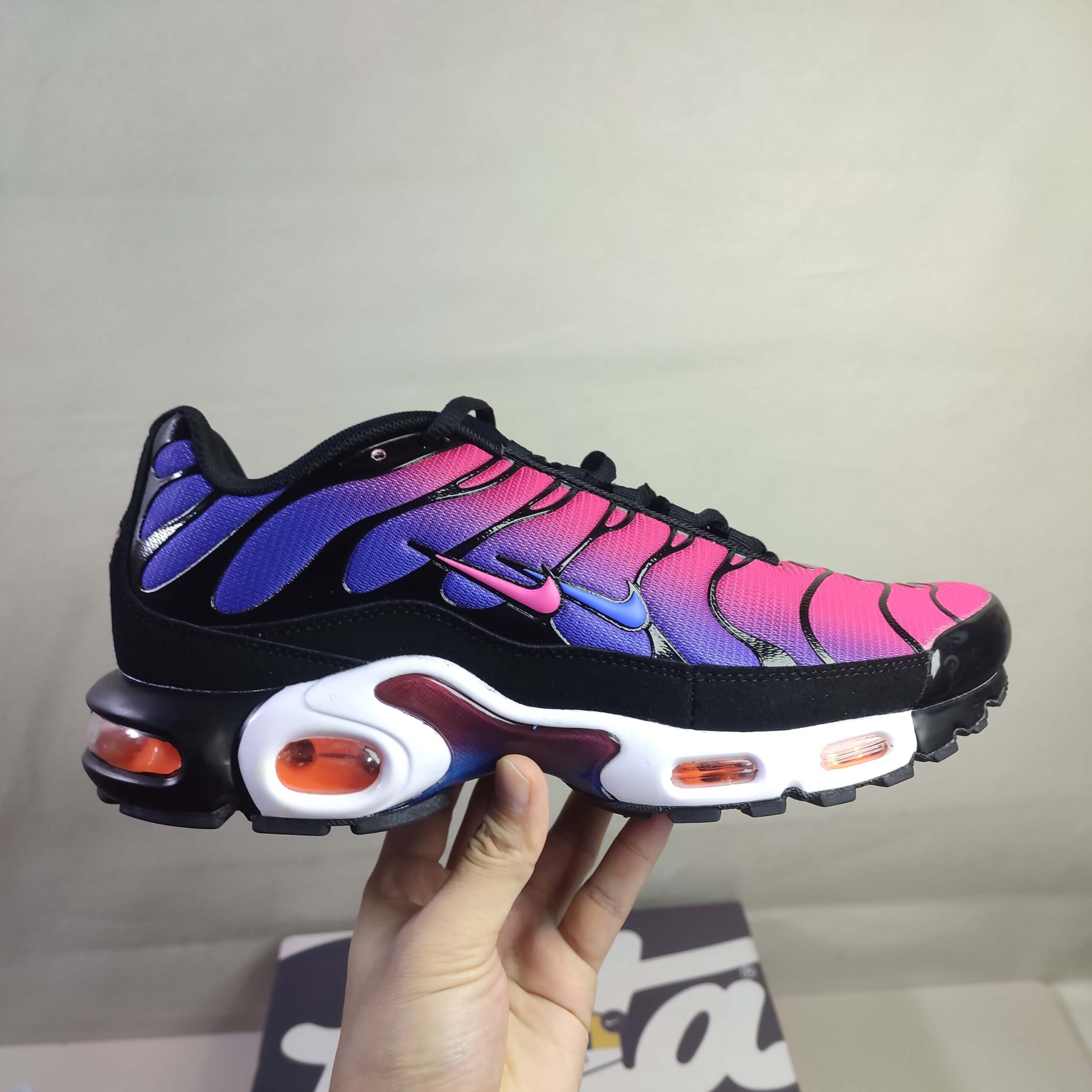 NIKE AIR MAX TN PLUS BARCELONA - Imagen 2