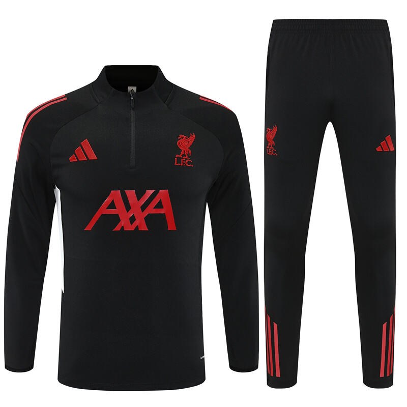 Conjunto entrenamiento Liverpool 1