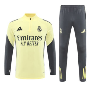 Conjunto entrenamiento Real Madrid 3