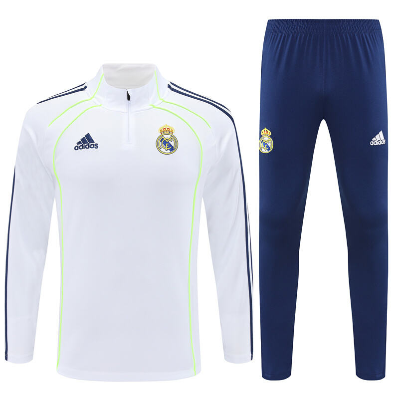 Conjunto entrenamiento Real Madrid 1